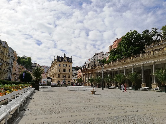 Mlýnská kolonáda a lázeňské korzo